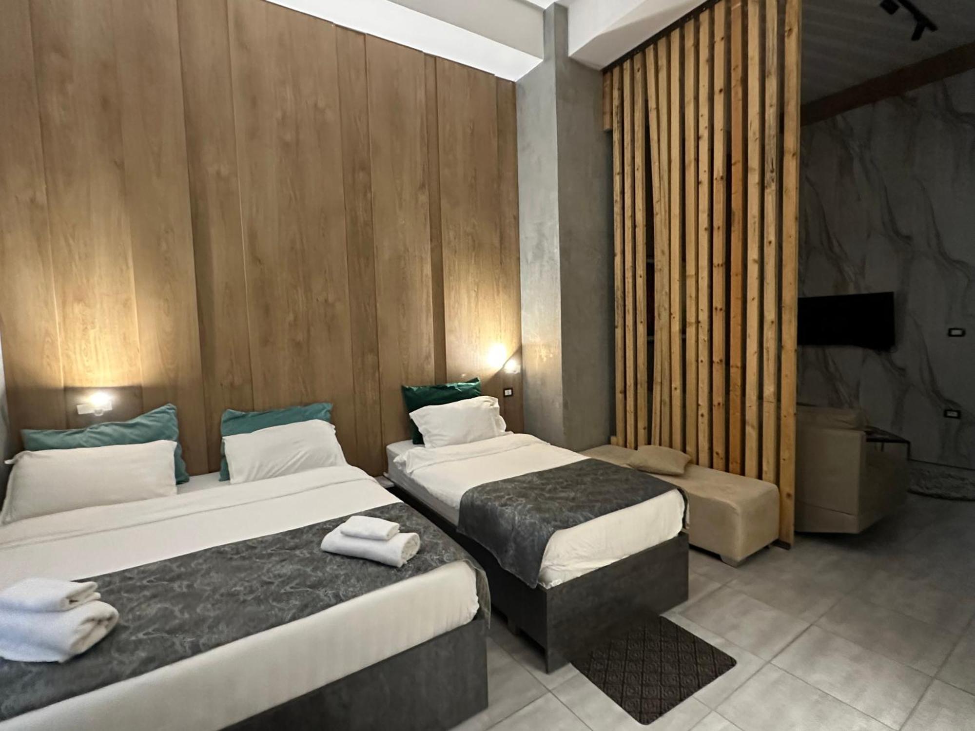 Colombia Apartments&Rooms Durres Exterior photo