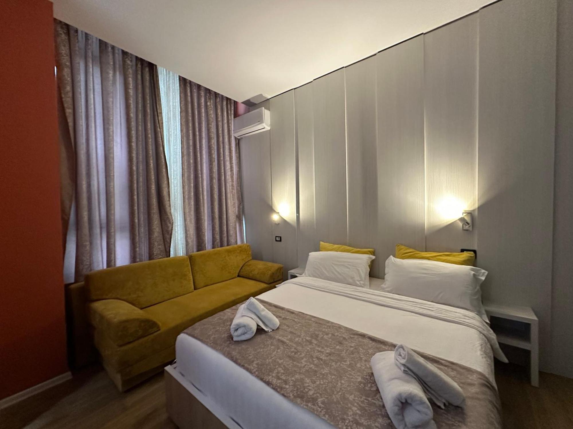Colombia Apartments&Rooms Durres Exterior photo